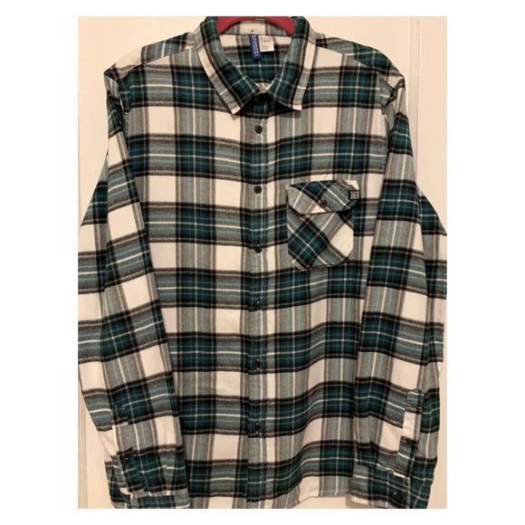 H&M Other - H&M DIVIDED, Plaid Cotton Flannel Shirt.